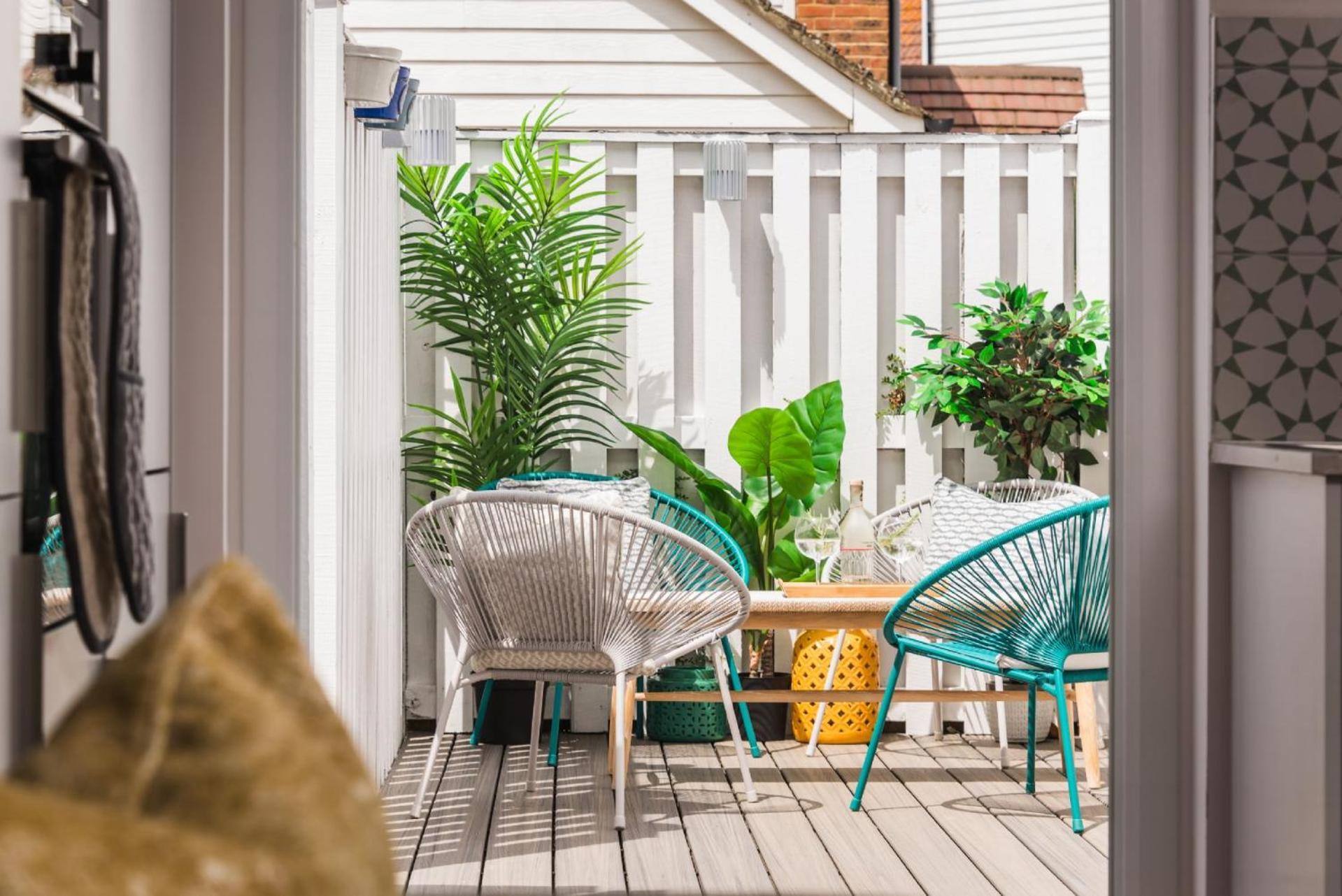 Tradewinds Villa Camber Exterior photo
